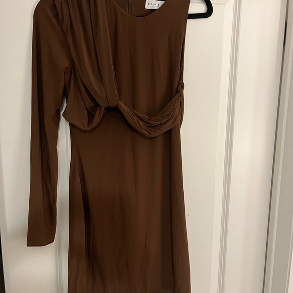 Club L brown mono sleeve bodycon dress - Picture 3 of 4